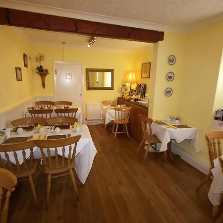 York Lodge Guesthouse 3*