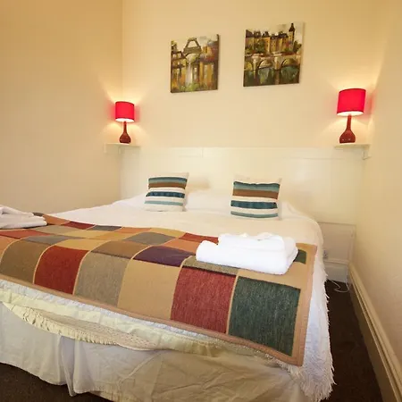 York Lodge Guesthouse Konukevi York